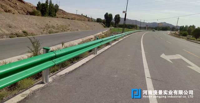 波形护栏详细介绍.jpg