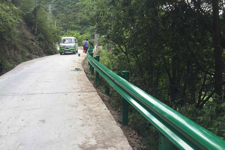 公路波形护栏-河南庞景实业有限公司