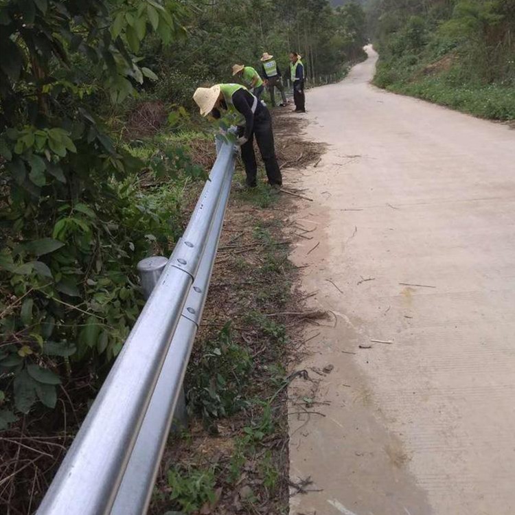 广西公路波形护栏-河南庞景实业有限公司