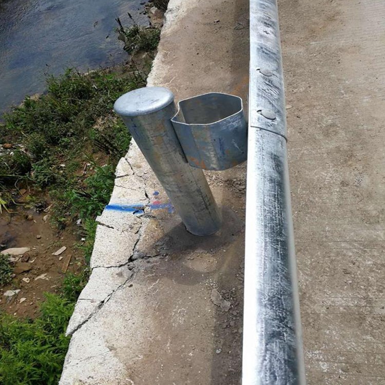 广西公路波形护栏-河南庞景实业有限公司