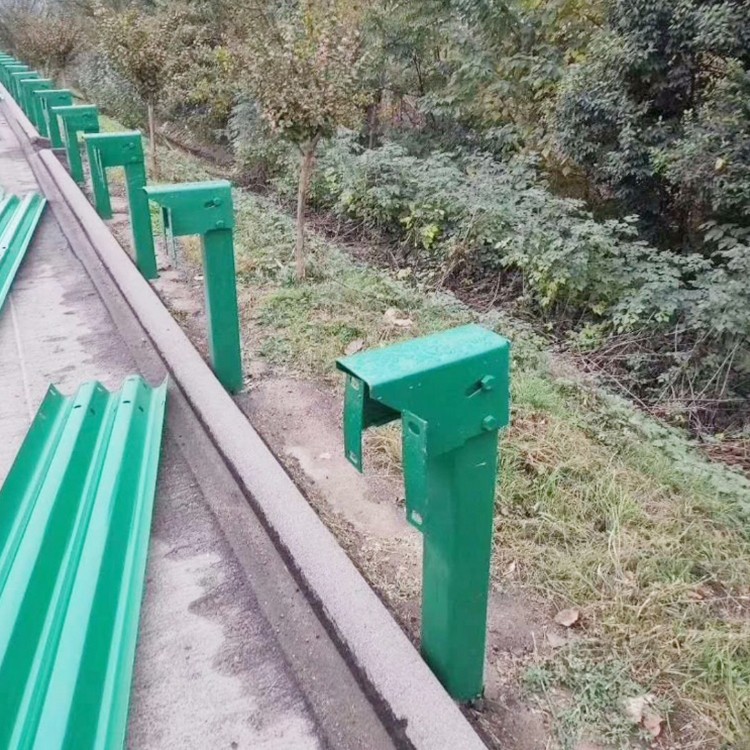 安顺波形护栏-河南庞景实业有限公司