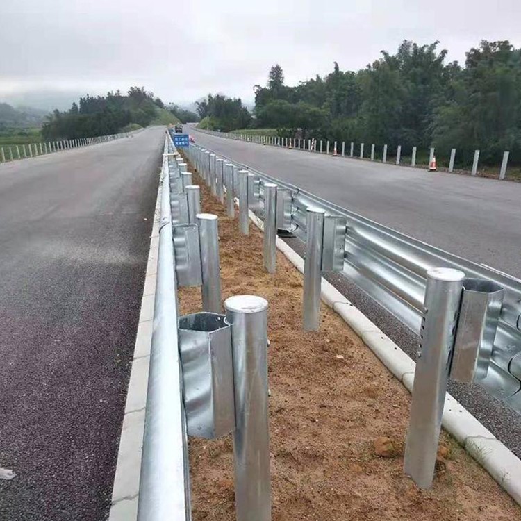 桂林波形护栏-河南庞景实业有限公司