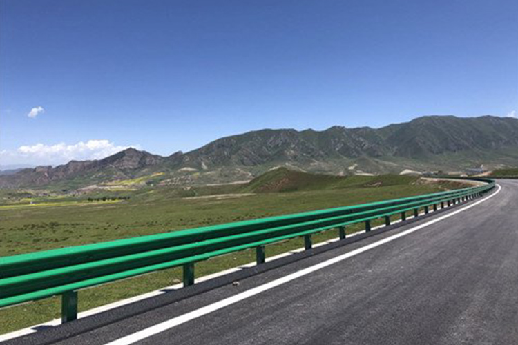 嘉兴波形护栏-河南庞景实业有限公司