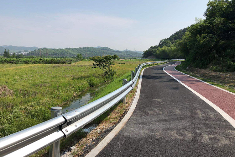 安平波形护栏-河南庞景实业有限公司