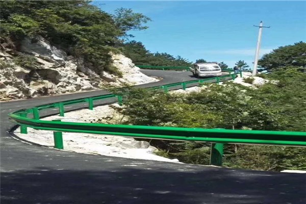 太仓公路波形护栏-河南庞景实业有限公司