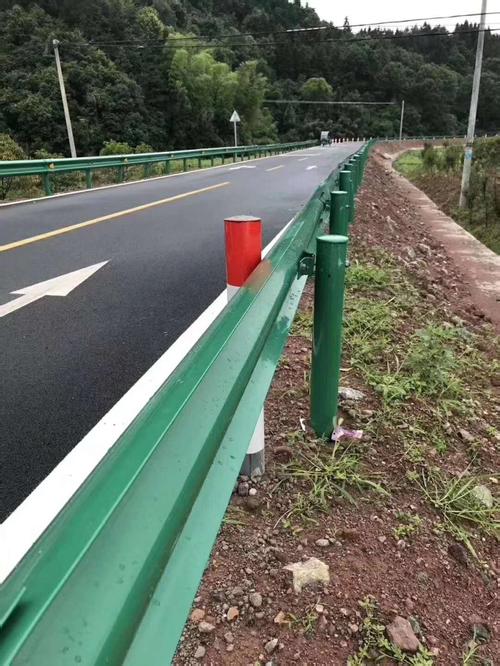 硬化路波形护栏-河南庞景实业有限公司
