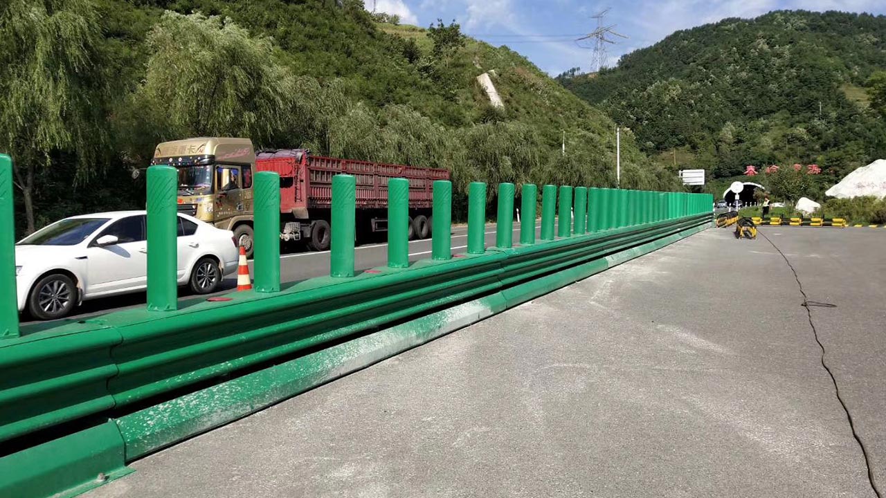 SB级低变形组合式活动护栏-河南庞景实业有限公司