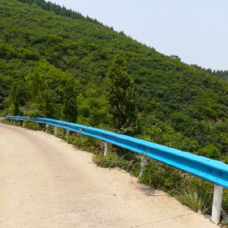 蹊径波型防撞护栏-河南庞景实业有限公司