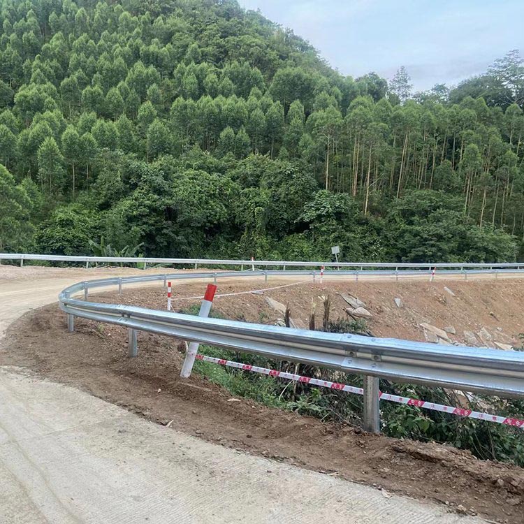 交通设施波形护栏-河南庞景实业有限公司