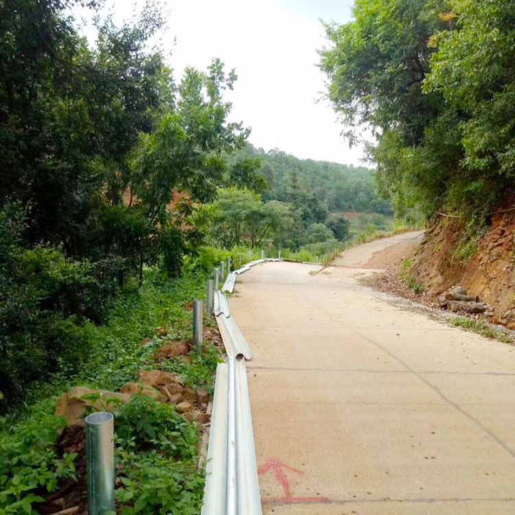 公路波形护栏装置施工队-河南庞景实业有限公司